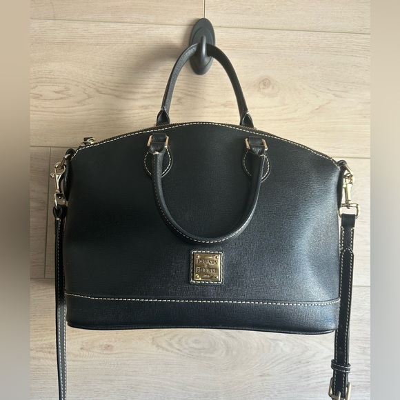Dooney & Bourke Handbags - Dooney & Bourke Saffiano Footed Structured Tote